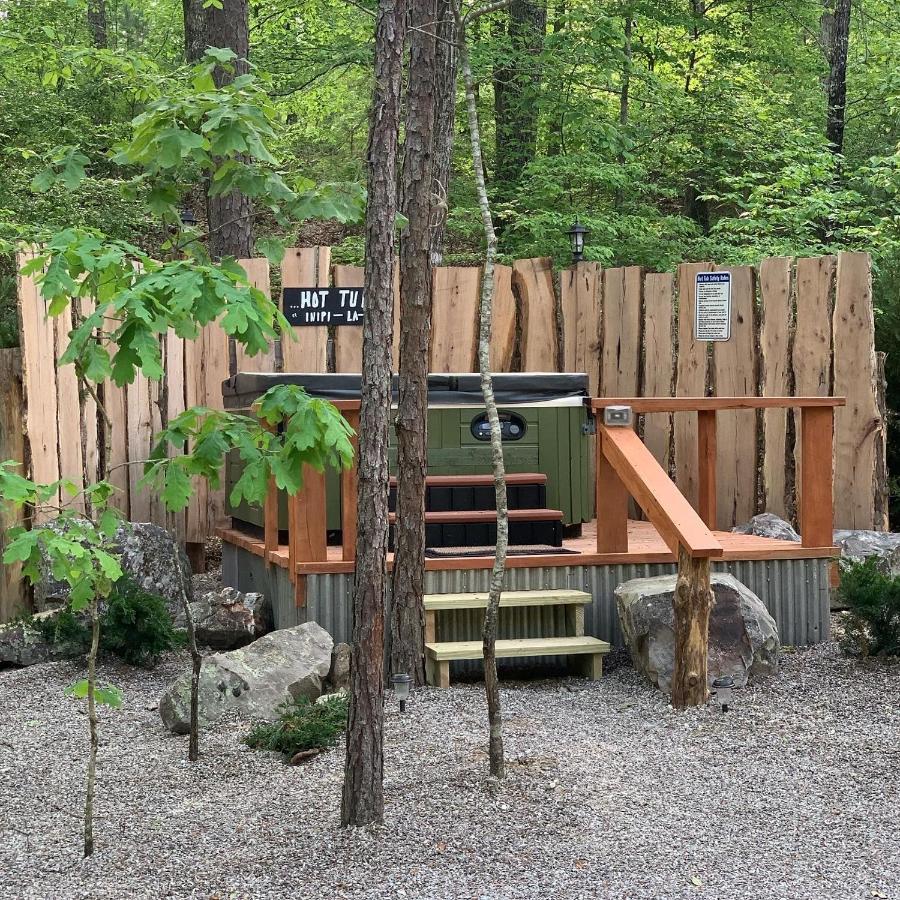 핫스프링스 Fox Pass Cabins B&B 외부 사진