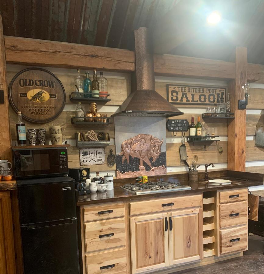 핫스프링스 Fox Pass Cabins B&B 외부 사진