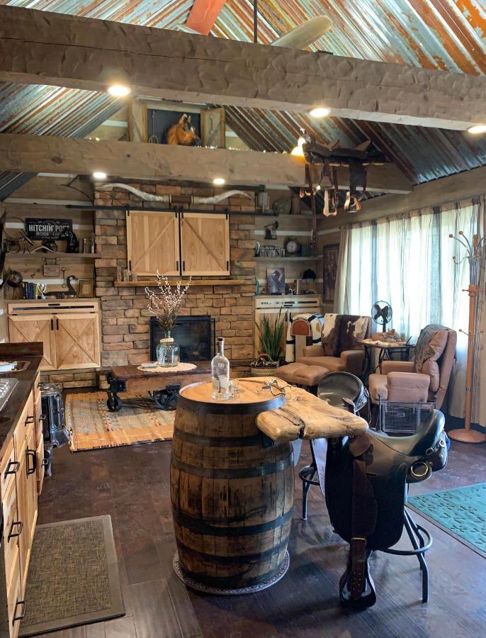 핫스프링스 Fox Pass Cabins B&B 외부 사진