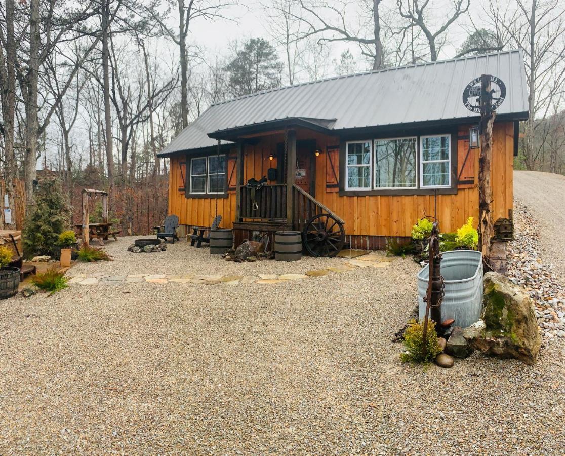 핫스프링스 Fox Pass Cabins B&B 외부 사진