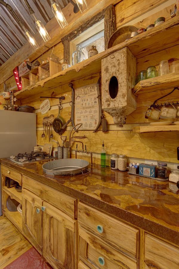 핫스프링스 Fox Pass Cabins B&B 외부 사진